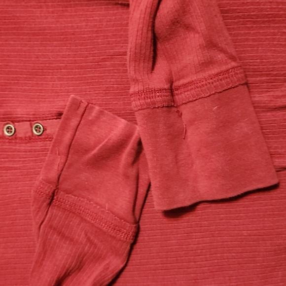 Henley style top. - Picture 4 of 5